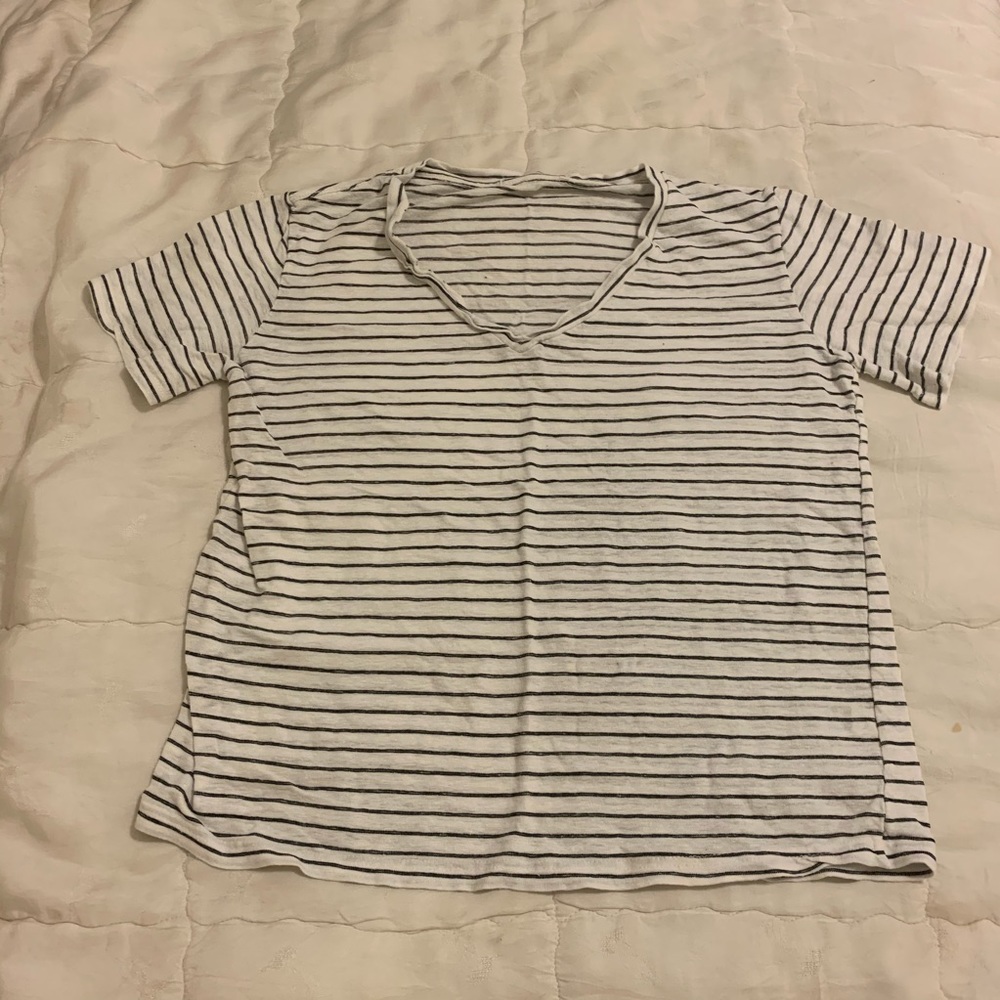 v-neck t-shirt